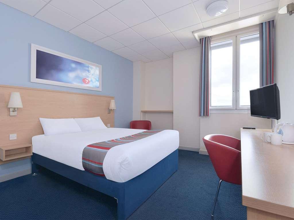 Travelodge Yeovil Podimore 일체스터 객실 사진
